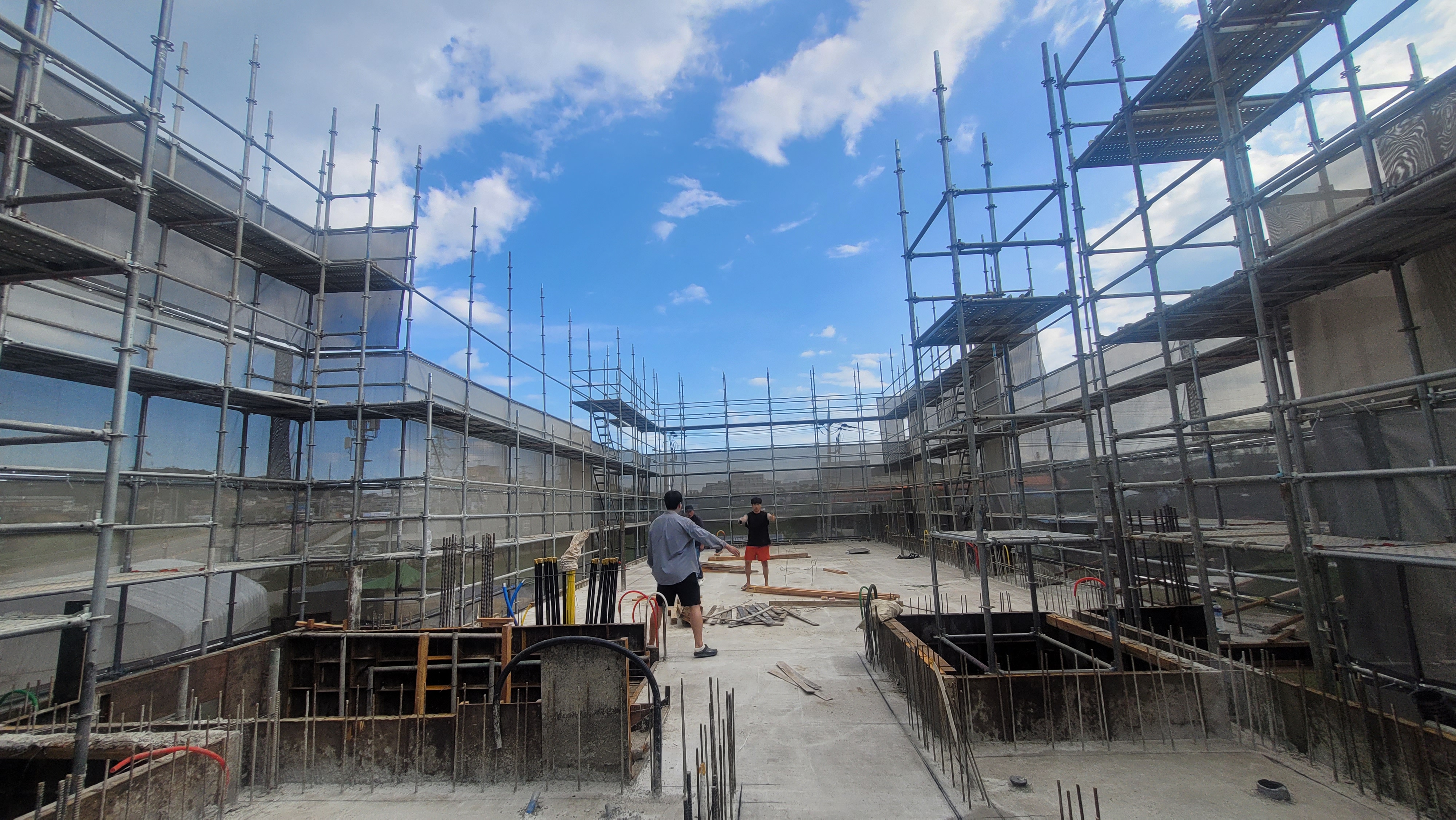 하룹 사옥 골조 공사